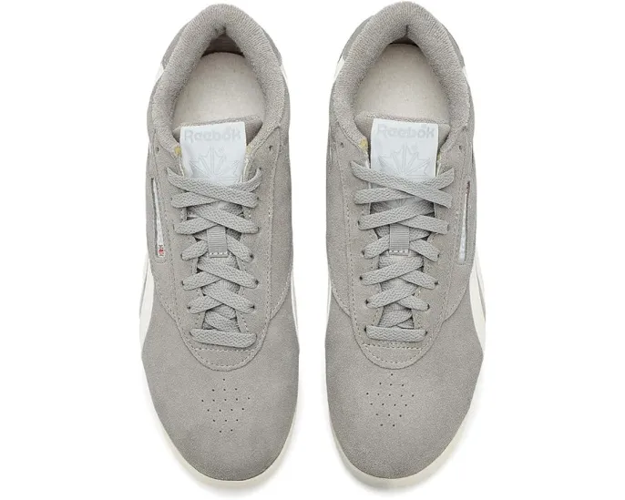 Кроссовки Reebok Freestyle Low с замшевым верхом и амортизирующей стелькой