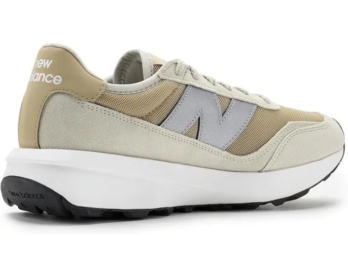 Кроссовки New Balance Classics 370 V1 из замши и сетки с резиновой подошвой