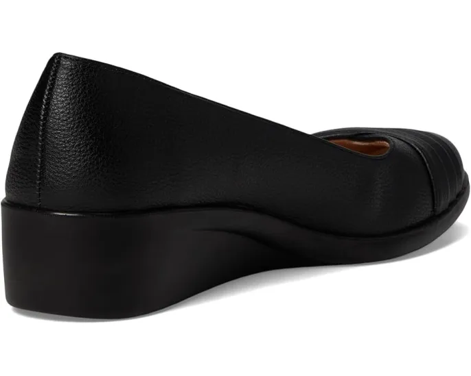Балетки Jenna Slip-On от LifeStride с клиновидным каблуком