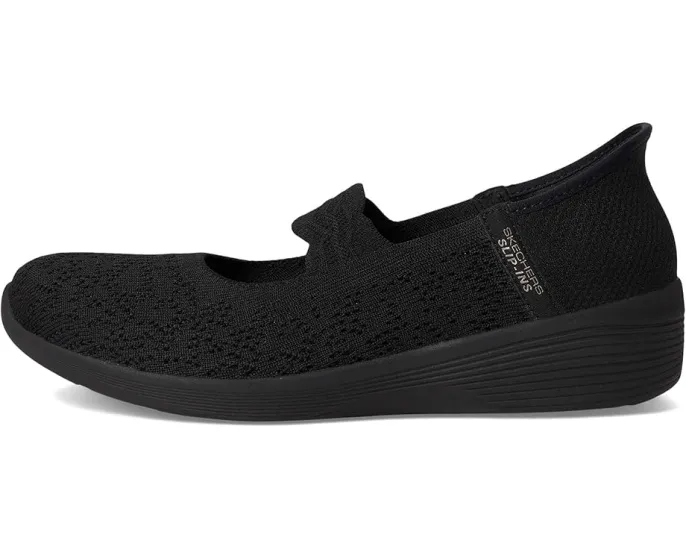 Веганские слипоны Skechers Arya с технологией Hands Free Slip-Ins и памятью формы