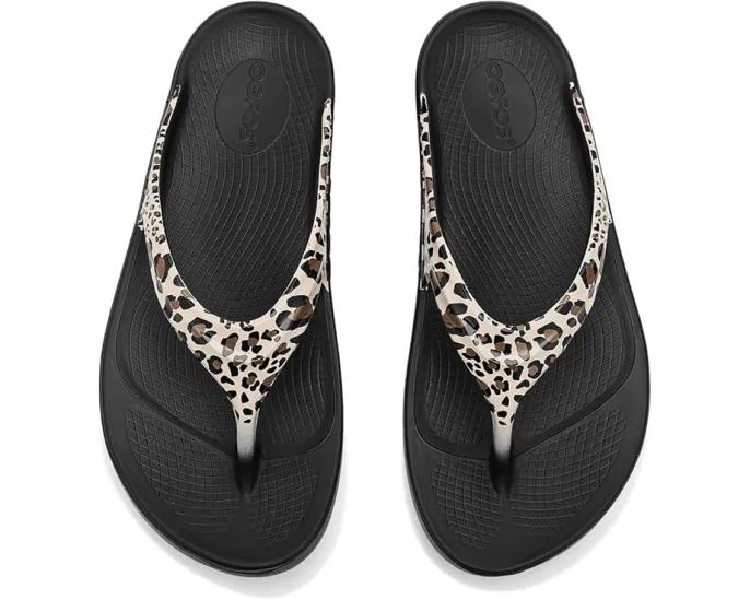 Сандалии OOFOS Oolala Limited с технологией восстановления OOfoam