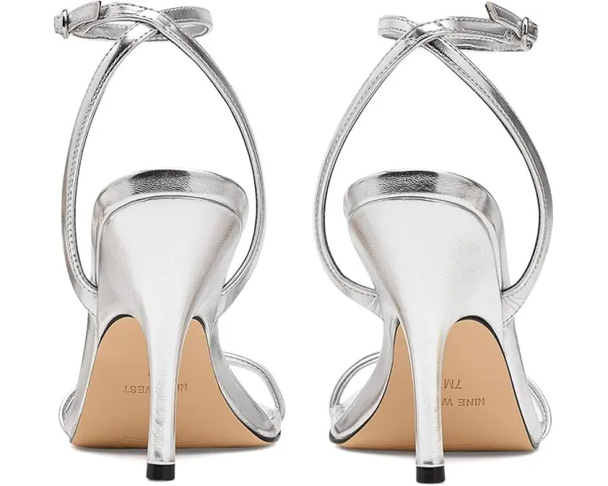Туфли Nine West Villo на среднем каблуке с регулируемой пряжкой
