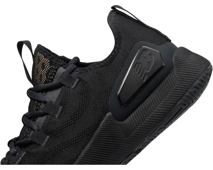 Тренировочные кроссовки New Balance FuelCell Trainer V2 с технологичной подошвой