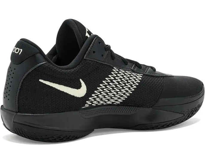 Баскетбольные кроссовки Nike G.T. Cut Academy с цепким протектором