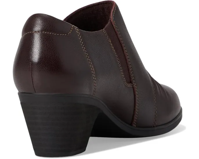 Туфли Clarks Emily 2 Braley с миндалевидным носком и молнией