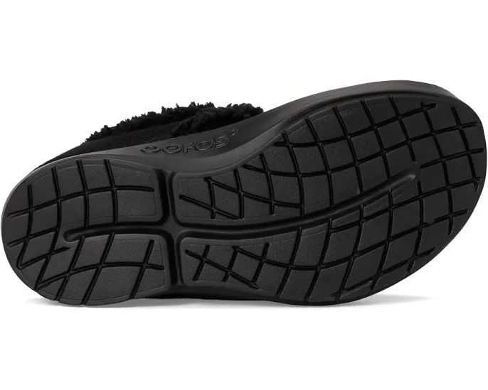 OOFOS OOcoozie Low с технологией OOfoam и воротником из искусственной овчины