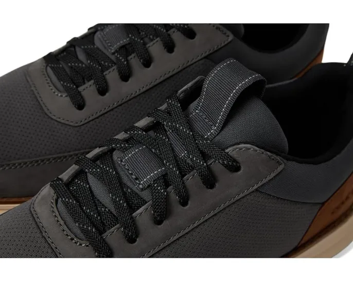 Кроссовки Cole Haan Grand Remix с текстильным верхом и подошвой FLOWERFOAM