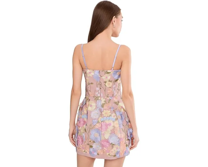 Мини-платье Avec Les Filles с 3D цветами и силуэтом абажура