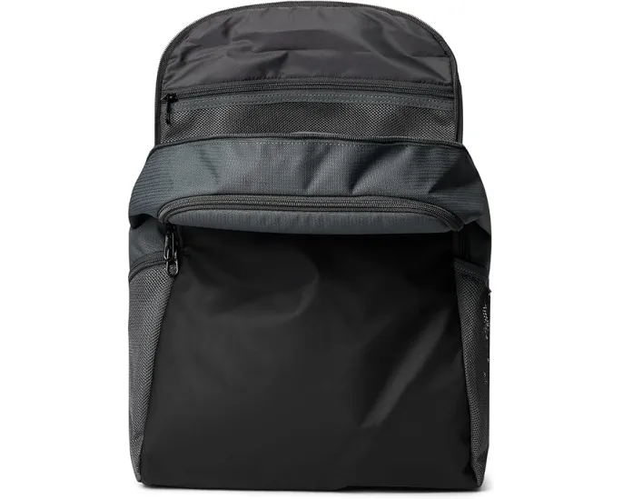 Спортивный рюкзак Nike Brasilia 9.5 на 30 литров с вентилируемым карманом