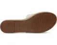Сандалии Biricha Floral Flat от Lucky Brand с объемным цветочным декором и резиновой подошвой