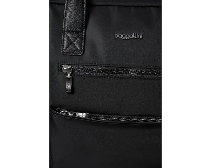 Baggallini Soho с защитой от RFID и отделением для ноутбука 15 дюймов