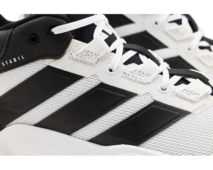 Кроссовки для зала adidas Courtstabil с резиновым верхом для стабильности
