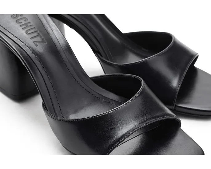 Босоножки Leena Schutz на массивном каблуке с открытым носком