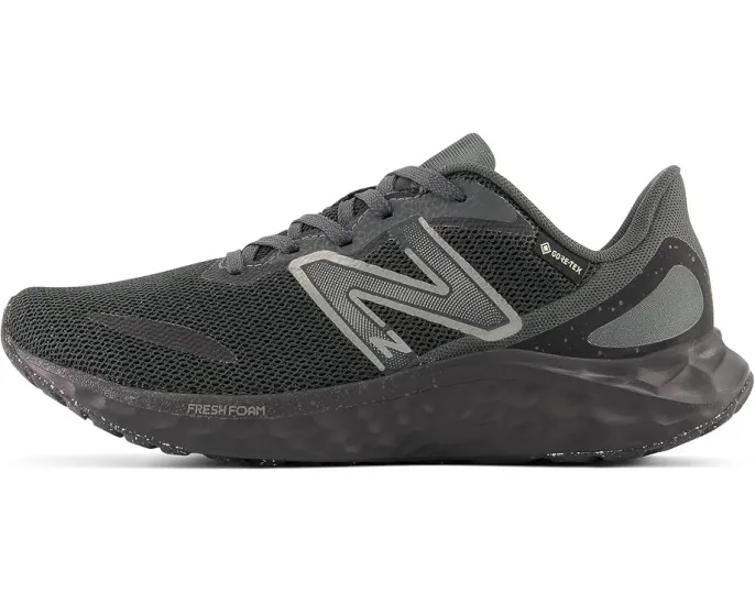 Беговые кроссовки New Balance Fresh Foam Arishi v4 GTX® с водонепроницаемой мембраной