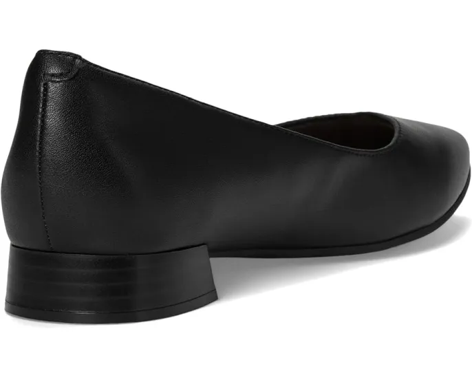 Сандалии Clarks Natalyn Wish с острым носком на низком квадратном каблуке