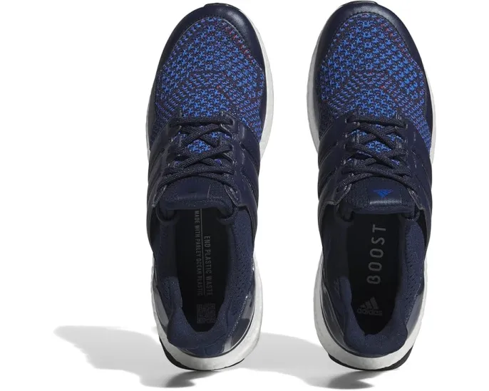 Обувь для гольфа Adidas Ultraboost с технологией PRIMEKNIT и влагоотталкивающим верхом