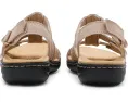 Сандалии Laurieann Ivy Clarks из черной кожи с регулируемой липучкой и стелькой Ultimate Comfort