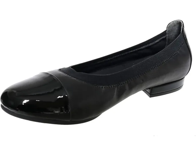 Балетки Nicole от David Tate с круглым носком и эластичным краем