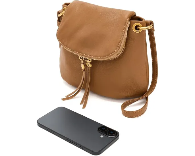 Сумка кроссбоди HOBO Fern Zip-Flap из кожи с клапаном на молнии