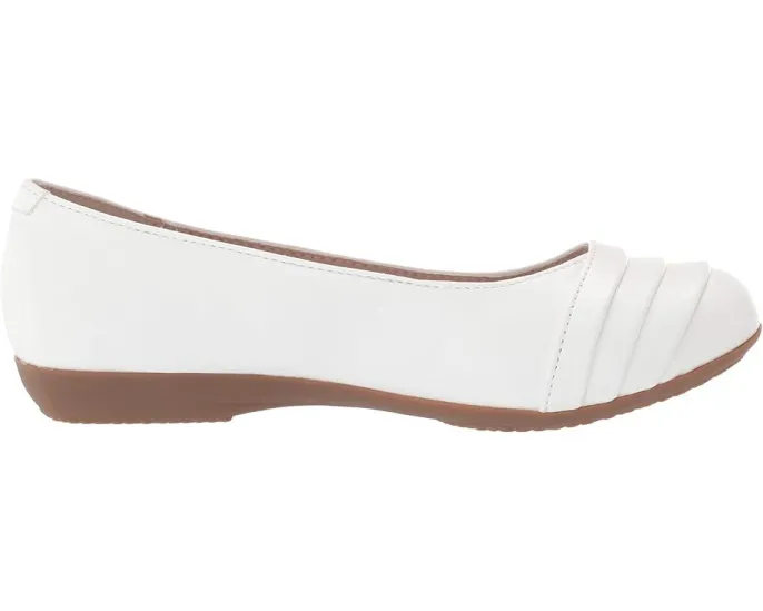 Балетки Clara от Cliffs by White Mountain с плиссировкой