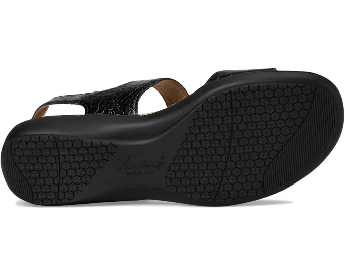 Сандалии Romi Croco от Trotters с рельефом под крокодила и клиновидным каблуком
