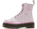Ботинки Dr. Martens Jadon Heart с аппликацией в виде сердца на шнуровке