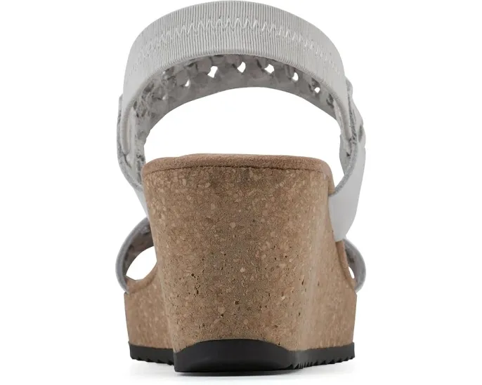 Сандалии White Mountain Pretreat на клиновидном каблуке с плетеными ремешками