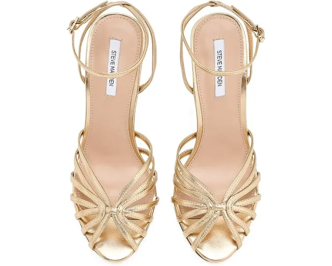 Туфли Mizuna Steve Madden на каблуке с квадратным мысом