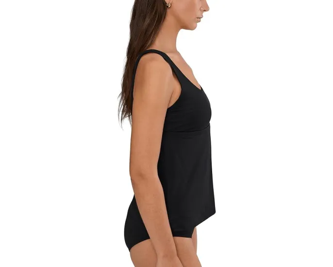 Танкини Nike Effortless Essential Scoop Neck со средней поддержкой и съемными чашками