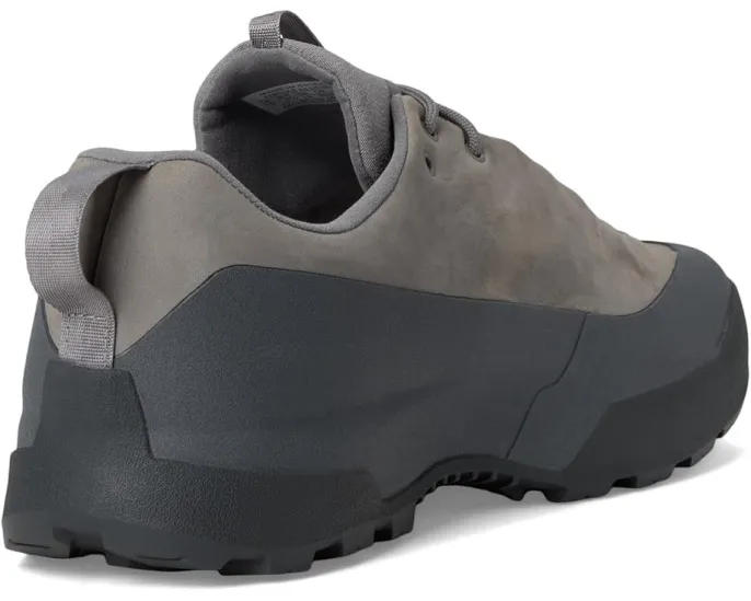 Водонепроницаемые ботинки Arc'teryx Konseal GTX с мембраной GORE-TEX и подошвой Vibram