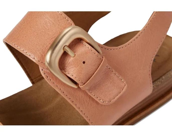 Сандалии Sofft Peggie на танкетке с регулируемыми ремешками