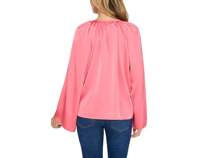 Топ CeCe с длинными рукавами реглан и V-образным вырезом