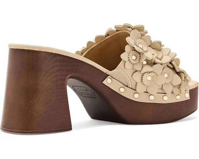 Слайды Wylie Flower от Frye с цветочным декором