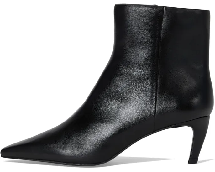 Vince Camuto ботинки Quinley с острым носом и каблуком-запятой