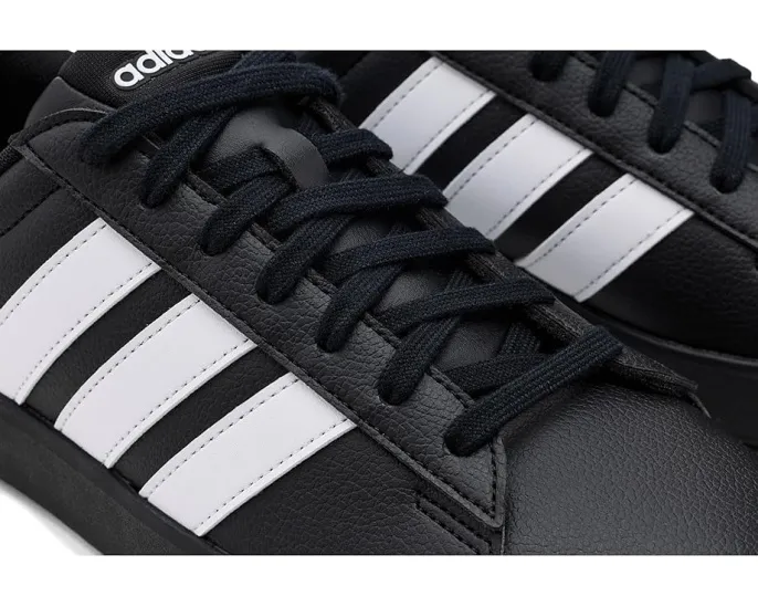 Кроссовки adidas Grand Court 3.0 с резиновым верхом