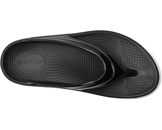 Сланцы OOFOS Oomega Thong с технологией OOfoam для восстановления