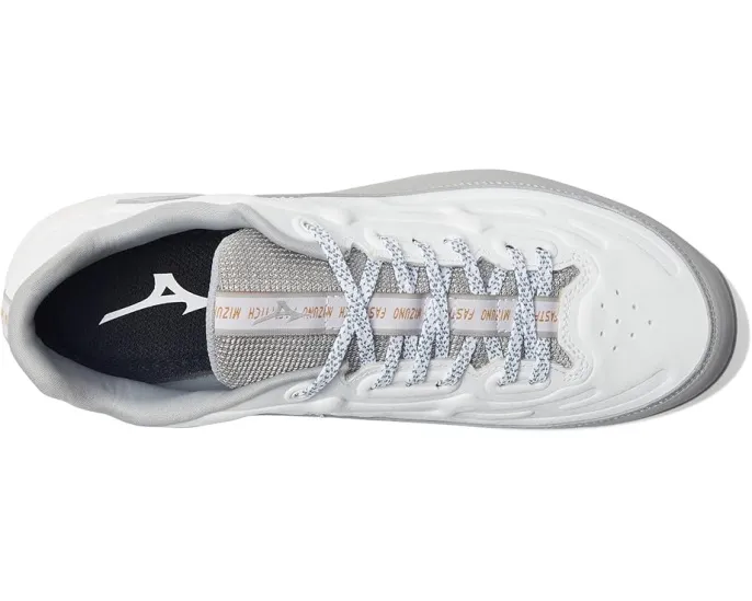 Бутсы для софтбола Mizuno Finch Elite 6 Low TPU с технологией Wave и подошвой C-Flex