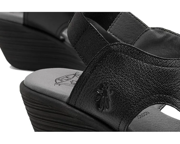 Сандалии FLY LONDON Liku426fly на танкетке с эластичным ремешком и стелькой с амортизацией