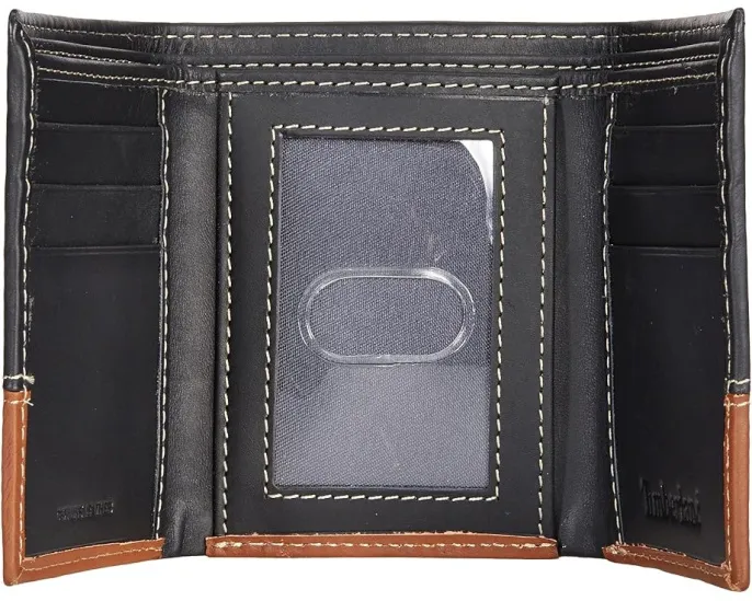 Портмоне Timberland Two-Tone Trifold из гладкой кожи с отделением для купюр
