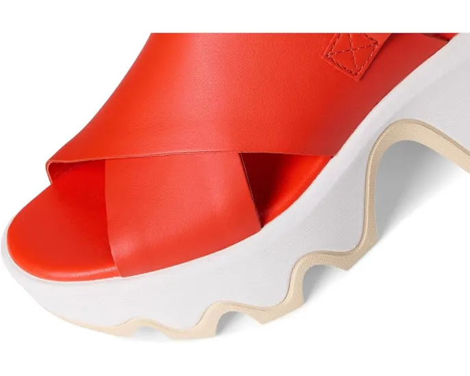 Сандалии SOREL Kinetic Aura Slingback с перекрестным ремешком и квадратным каблуком