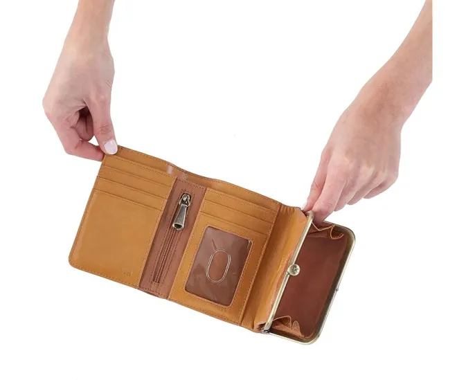 Кожаный кошелек HOBO Robin с отделением для купюр и карт