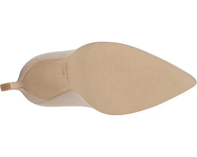 Лодочки Tatiana с острым носком и обернутым каблуком Nine West