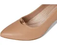 Туфли-лодочки Clarks Kataleyna West с острым носом и пеной Ultimate Comfort