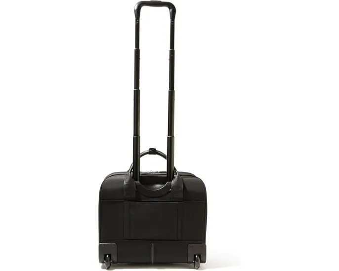 Дорожная сумка на колесах Baggallini с двумя колесами и множеством карманов