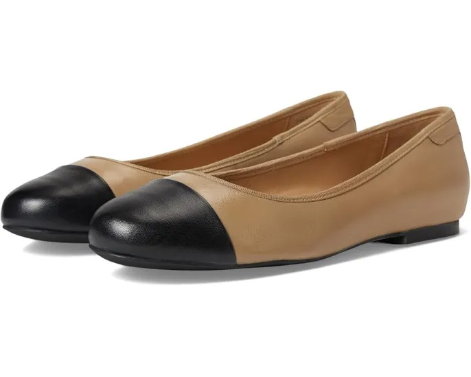 Балетки Trotters Clara из высококачественной кожи с круглым носком