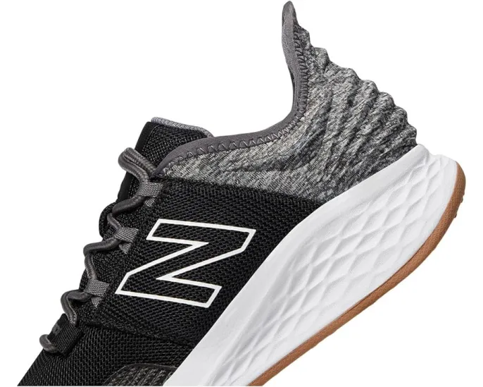 Кеды для гольфа New Balance Fresh Foam ROAV с инновационной амортизацией