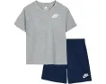 Детский костюм Nike Futura Club с шортами для малышей