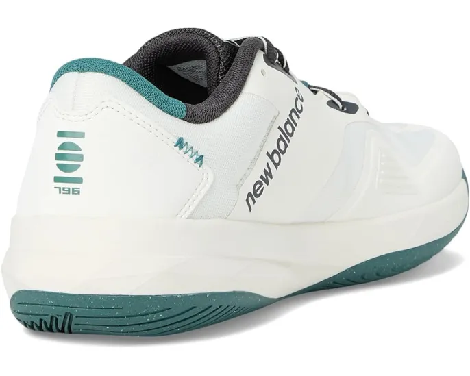 Теннисные кроссовки New Balance 796v4 с промежуточной подошвой FuelCell и защитой от истирания