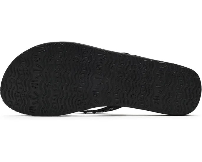 Sanuk Сандалии Yoga Joy II Stud с ремешком на заклепках и стелькой из коврика для йоги