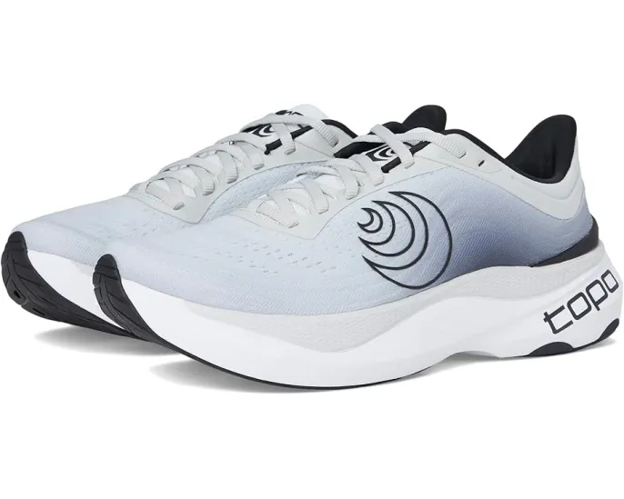 Тренировочные кроссовки Topo Athletic Aura с технологией ZipFoam